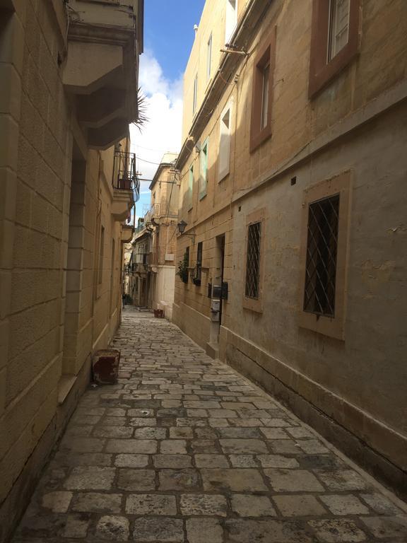 Rose Building Apartment Cospicua Eksteriør bilde